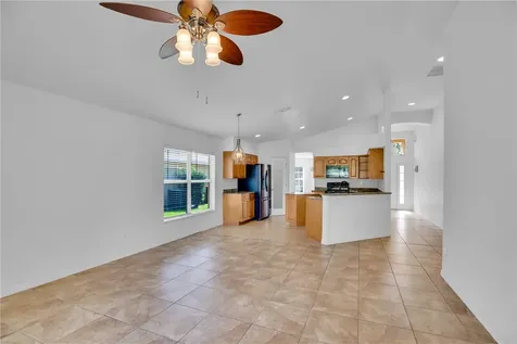 1635 16th Court SW Vero Beach FL 32962