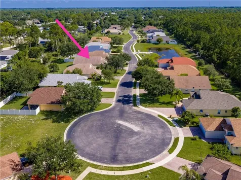 1635 16th Court SW Vero Beach FL 32962