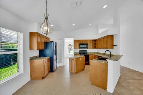1635 16th Court SW Vero Beach FL 32962