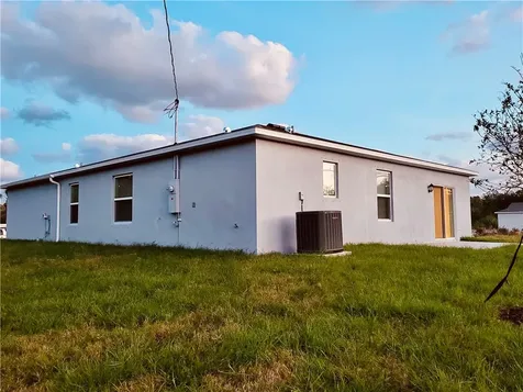 8975 102nd Avenue Vero Beach FL 32967