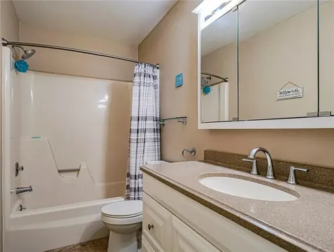 106 Spring Lake Court Vero Beach FL 32962