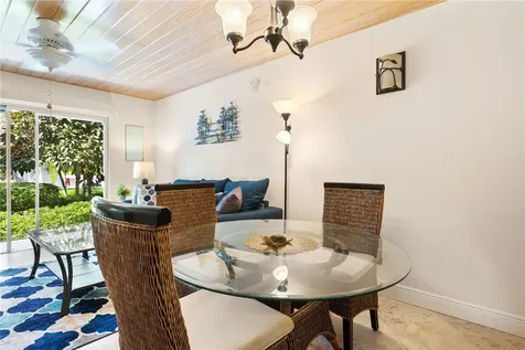 855 Dahlia Lane Vero Beach FL 32963