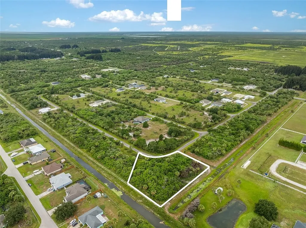 615 Wisham Street SW Palm Bay FL 32908