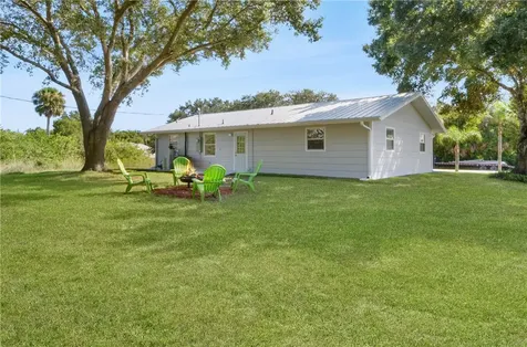 8745 98th Court Vero Beach FL 32967