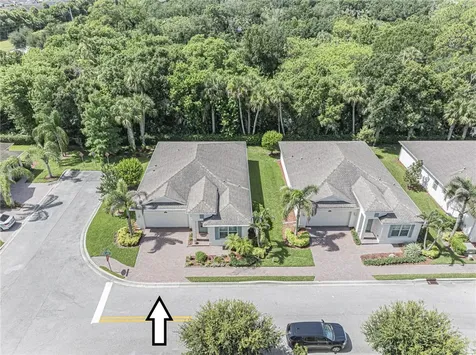 7425 Great Oak Place Vero Beach FL 32966