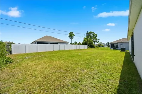 777 Indigo Street SE Palm Bay FL 32909