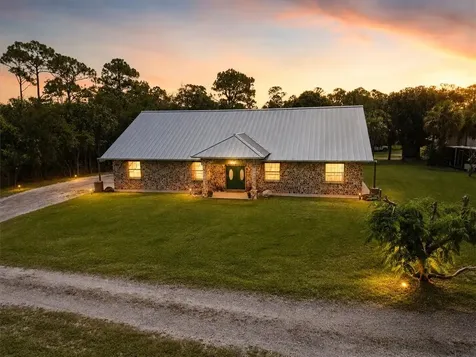 4207 Fortuna Avenue Malabar FL 32950