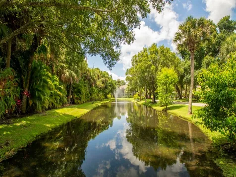 2125 Pine Creek Boulevard Vero Beach FL 32966