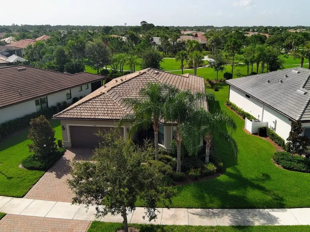 5244 Turtle Creek Circle Vero Beach FL 32967