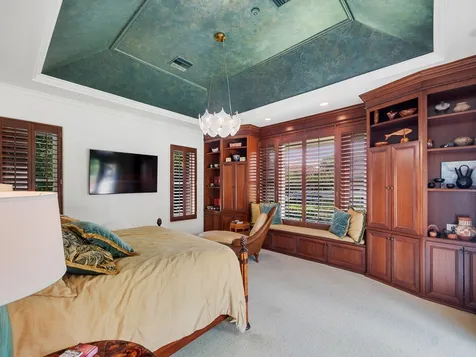 253 Riverway Drive Vero Beach FL 32963