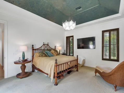 253 Riverway Drive Vero Beach FL 32963