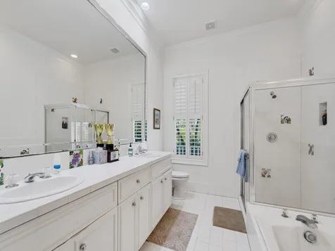 253 Riverway Drive Vero Beach FL 32963