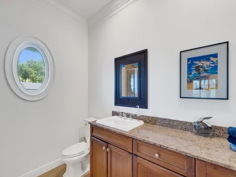 253 Riverway Drive Vero Beach FL 32963
