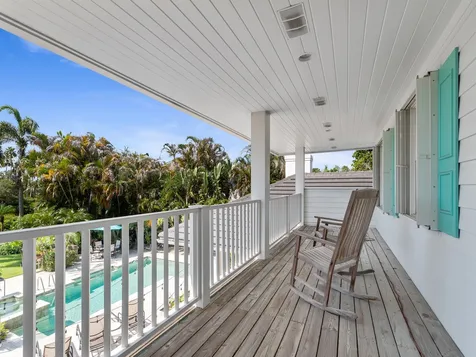 253 Riverway Drive Vero Beach FL 32963