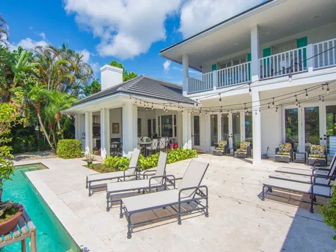 253 Riverway Drive Vero Beach FL 32963