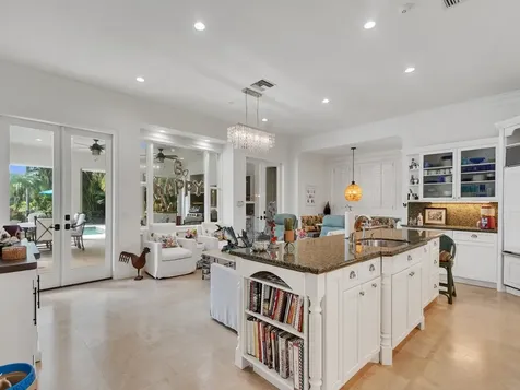 253 Riverway Drive Vero Beach FL 32963
