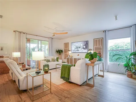 1863 Easthampton Terrace Vero Beach FL 32966