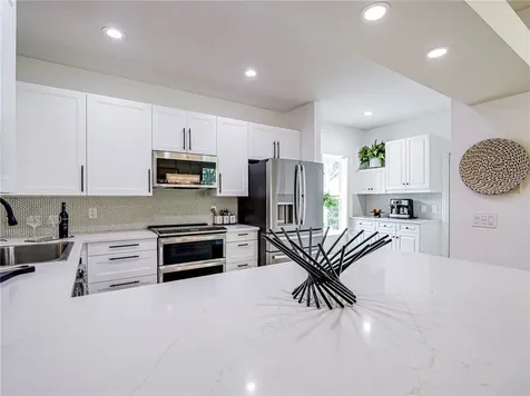 1863 Easthampton Terrace Vero Beach FL 32966