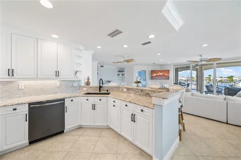1215 Marina Village Circle Vero Beach FL 32967
