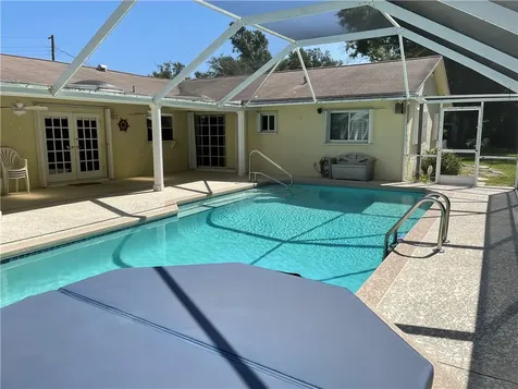 2235 10th Lane Vero Beach FL 32960