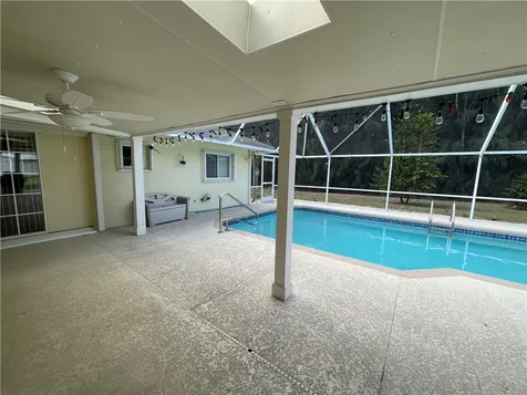 2235 10th Lane Vero Beach FL 32960