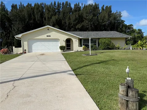 2235 10th Lane Vero Beach FL 32960