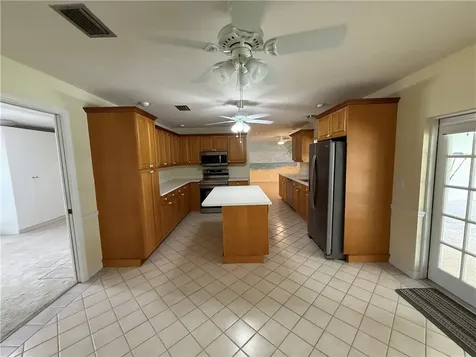 2235 10th Lane Vero Beach FL 32960