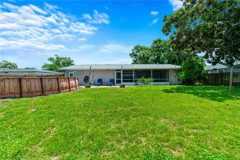 542 Saunders Street Sebastian FL 32958