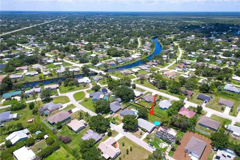 542 Saunders Street Sebastian FL 32958