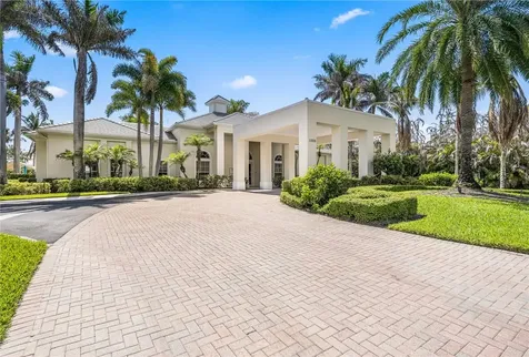 1065 Riverwind Circle Vero Beach FL 32967