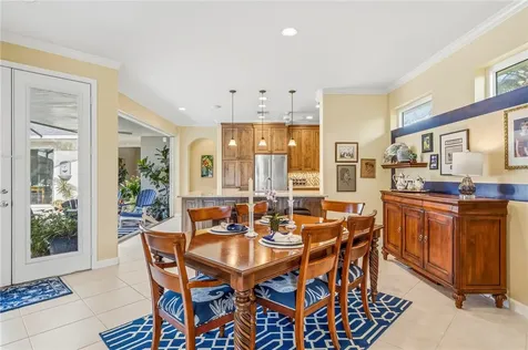 687 Hampton Woods Lane SW Vero Beach FL 32962