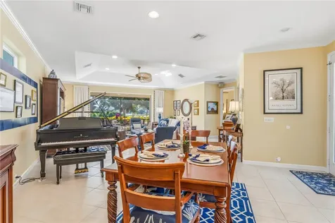 687 Hampton Woods Lane SW Vero Beach FL 32962