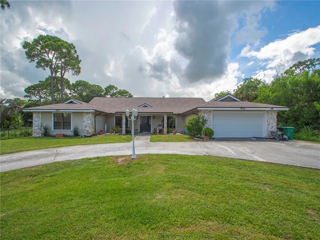 5101 Deer Run Drive Fort Pierce FL 34951
