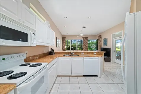 1726 Victoria Circle Vero Beach FL 32967