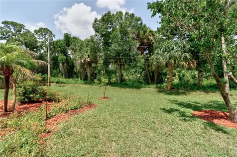 2735 47th Avenue Vero Beach FL 32966