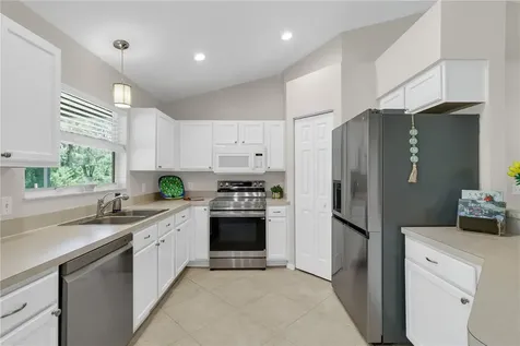 2735 47th Avenue Vero Beach FL 32966