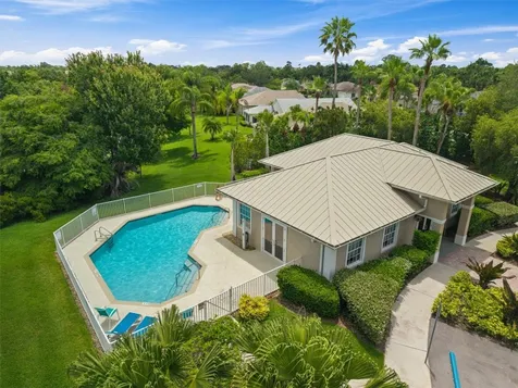 6265 33rd Manor Vero Beach FL 32966
