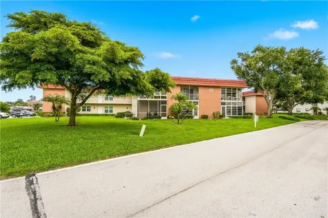 29 Pine Arbor Lane Vero Beach FL 32962