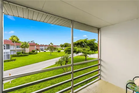 29 Pine Arbor Lane Vero Beach FL 32962