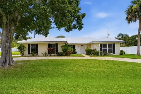 1426 34th Avenue Vero Beach FL 32960