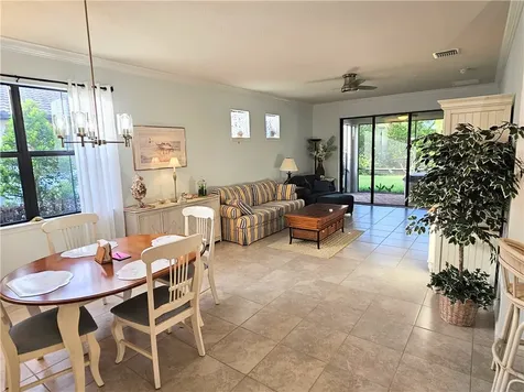 5121 Longhorn Drive Vero Beach FL 32967