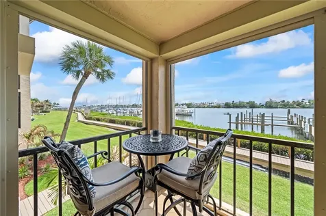 18 Marina Isle Boulevard Indian Harbour Beach FL 32937