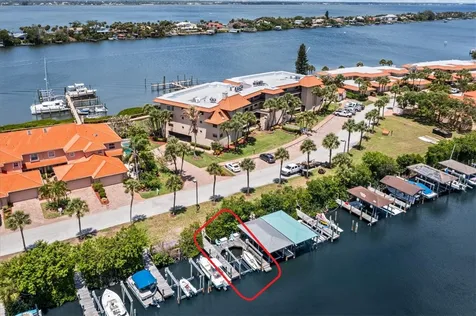 18 Marina Isle Boulevard Indian Harbour Beach FL 32937