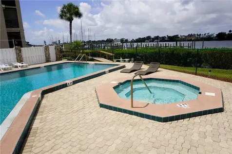18 Marina Isle Boulevard Indian Harbour Beach FL 32937