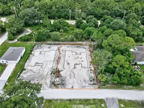 8535 105th Court Vero Beach FL 32967