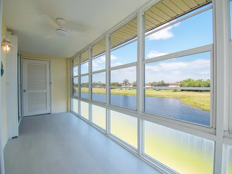 74 Royal Oak Court Vero Beach FL 32962