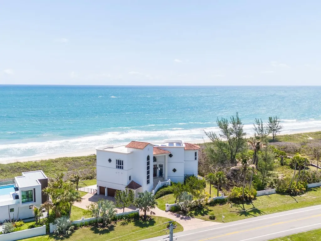 4600 N Highway A1a Hutchinson Island FL 34949
