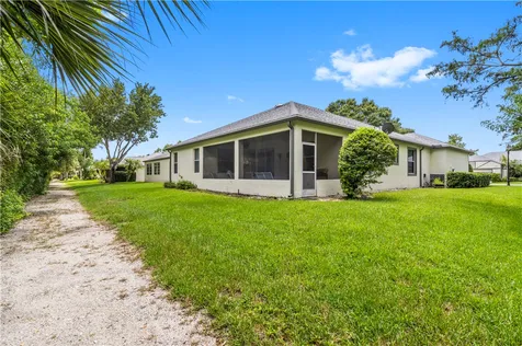 1930 Easthampton Terrace Vero Beach FL 32966