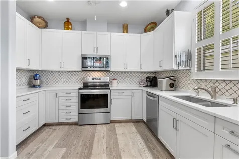 1930 Easthampton Terrace Vero Beach FL 32966