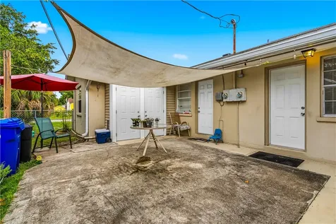 1747-1749 25th Street Vero Beach FL 32960